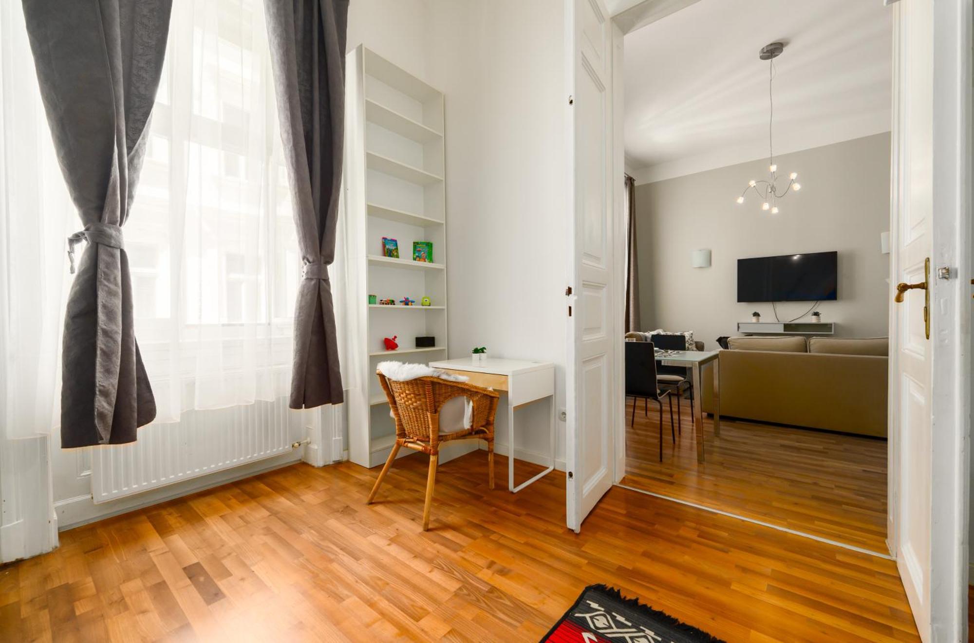 Spacious Apartment By Opera Budapest Exterior foto